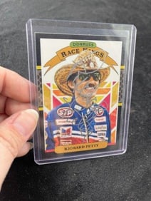 Hand Signed Authentic Autograph Richard Petty Nascar Card
