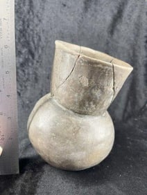 Mississippian Water Bottle has some damage Indian Artifact Arrowhead