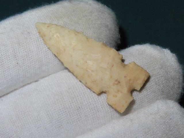 Cahokia Scallorn Bird Point out of the Steffinson Collection (1 of 4)