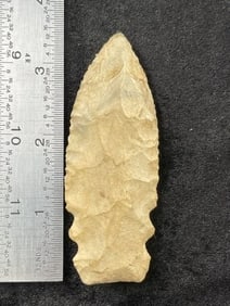 Side Notch Indian Artifact Arrowhead