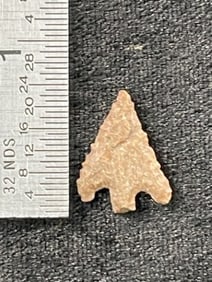 Arrow Point Indian Artifact Arrowhead