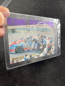 Richard Petty Hand Signed Authentic Autograph Racing Card