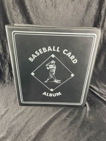 Assorted 1982 Topps Football Cards