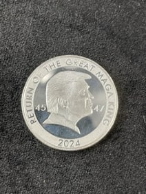 1 Oz Fine .999 Silver Trump Coin