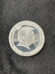 1 Oz Fine .999 Silver Trump Coin