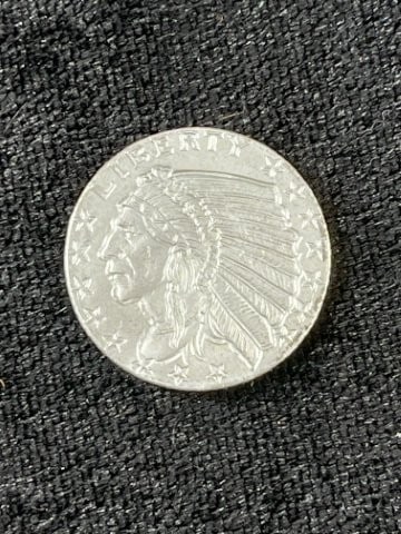 1/10 oz Fine .999 Silver Coin (1 of 2)