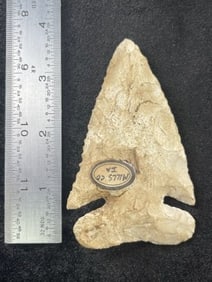3 & 1/2" Thebes from Mills County Iowa Indian Artifact Arrowhead