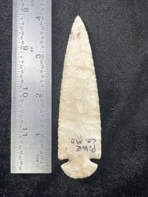 4 & 1/8" Dovetail from Pike County, Missouri Indian Artifact Arrowhead