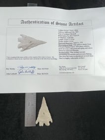 2 & 11/16" Montell with Roy Motley COA from Bell County, Texas Indian Artifact Arrowhead