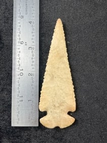 4 & 1/8" Dovetail Indian Artifact Arrowhead