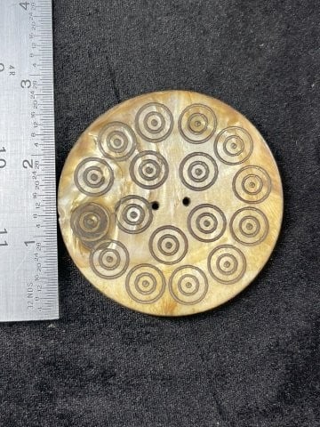 2 & 3/4" Engraved Shell Pendant Indian Artifact Arrowhead (1 of 4)