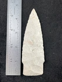 4 & 5/8" Scottsbluff Indian Artifact Arrowhead