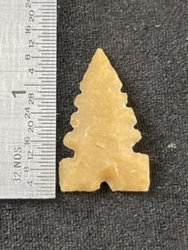 1 & 1/2" Cahokia Indian Artifact Arrowhead