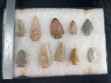 Group of Arrowheads frame IS included