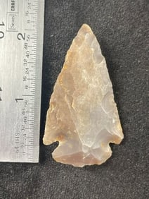 2 & 1/8" Arrow Point Indian Artifact Arrowhead
