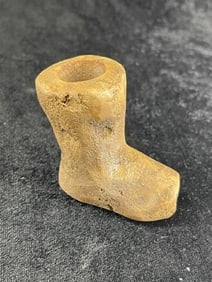 Stone Pipe Indian Artifact Arrowhead