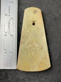 Engraved Pendant Indian Artifact Arrowhead