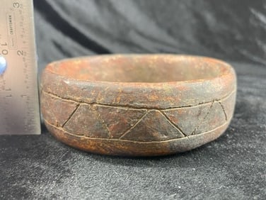 Pre-Columbian Pottery Vessel Indian Artifact Arrowhead