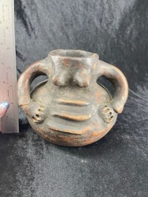 Pre-Columbian Pottery Vessel Indian Artifact Arrowhead