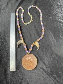1789 George Washington Bear Claw/Chevron Bead Necklace