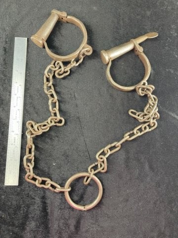 Leg Shackles (Cuffs) with Key (1 of 4)