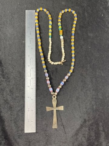 Hudson Bay Montreal Cross Beaded Necklace (1 of 4)