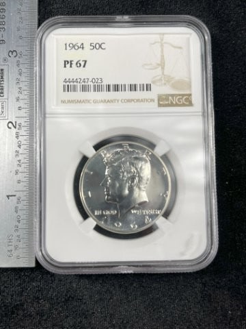 1964 Franklin Half Dollar Coin (1 of 2)