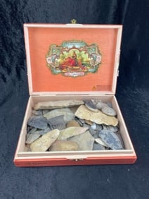 Wooden Cigar Box with Arrowheads, Scrapers, Blades, etc Indian Artifact Arrowhead