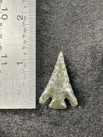 Arrow Point Indian Artifact Arrowhead