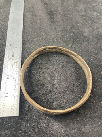 Copper Bracelet: KEY WORDS: INDIAN ARTIFACT ARTIFACTS ARROWHEAD ARROWHEADS NATIVE AMERICAN MISSISSIPPIAN QUAPAW CADDO POTTERY COINS MORGAN DOLLAR PEACE DOLLAR SILVER COINS Arkansas. Now taking in consignments for pre-