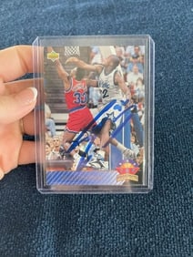 Shaq O'Neal Hand Signed Authentic Autograph Basketball Card