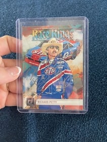Richard Petty Hand Signed Authentic Autograph Racing Card