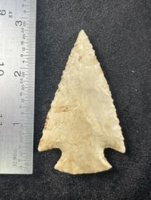 2 & 3/4" Apple Creek Indian Artifact Arrowhead