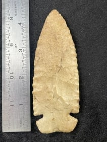 4 & 1/2" Dovetail Indian Artifact Arrowhead