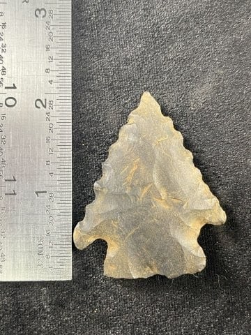 2" Pine Tree Indian Artifact Arrowhead (1 of 3)