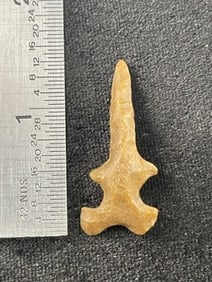 1 & 3/8" Drill Indian Artifact Arrowhead