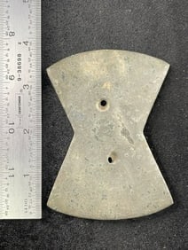 Gorget Indian Artifact Arrowhead