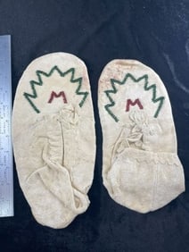 Beaded Moccasins Indian Artifact Arrowhead