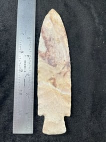 Colorful Hardin Indian Artifact Arrowhead