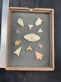 Very Nice Display of Arrowhead Indian Artifact Arrowhead