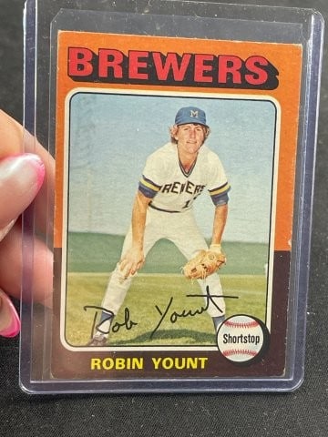 1975 Topps Robin Yount Rookie Baseball Card (1 of 2)