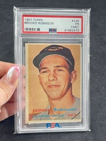 1957 Topps Brooks Robinson Baseball Card (1 of 2)