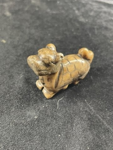 Chinese Jade Hongshan Figurine: KEY WORDS: INDIAN ARTIFACT ARTIFACTS ARROWHEAD ARROWHEADS NATIVE AMERICAN MISSISSIPPIAN QUAPAW CADDO POTTERY COINS MORGAN DOLLAR PEACE DOLLAR SILVER COINS Arkansas. Now taking in consignments for pre-