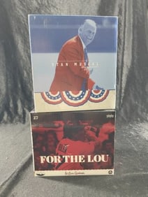 2 Bobbleheads