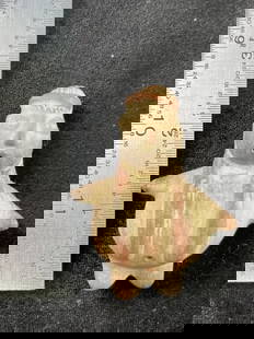 Pre-Columbian Small Figure Indian Artifact Arrowhead: KEY WORDS: INDIAN ARTIFACT ARTIFACTS ARROWHEAD ARROWHEADS NATIVE AMERICAN MISSISSIPPIAN QUAPAW CADDO POTTERY COINS MORGAN DOLLAR PEACE DOLLAR SILVER COINS Arkansas. Now taking in consignments for pre-