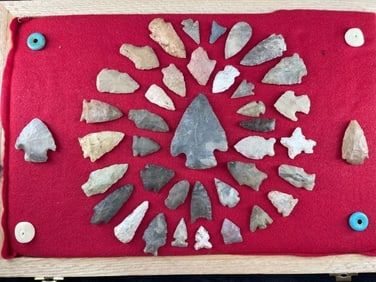 Group of Arrow Points frame NOT included Indian Artifact Arrowhead