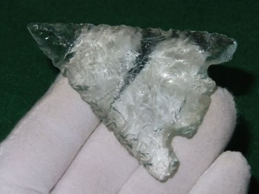 Glass Point Indian Artifact Arrowhead