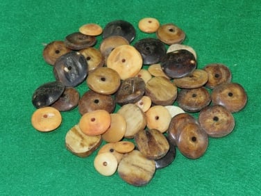 Group of Bone Beads Indian Artifact Arrowhead