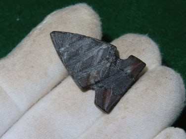 1 & 1/2" Wooden Pendant Indian Artifact Arrowhead