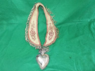 Peace Medal with Presentation Collar Indian Artifact Arrowhead